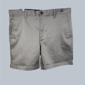 Daniel Hechter Men’s Light Gray Flat Front Shorts - Size 36